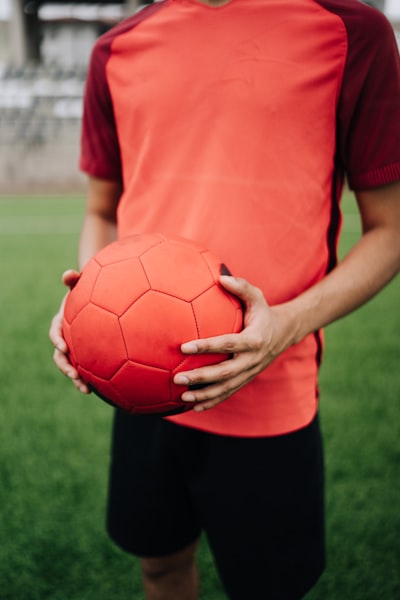 هدافي الدوري الإنجليزي الممتازمن يتصدر السباق هذا الموسم؟